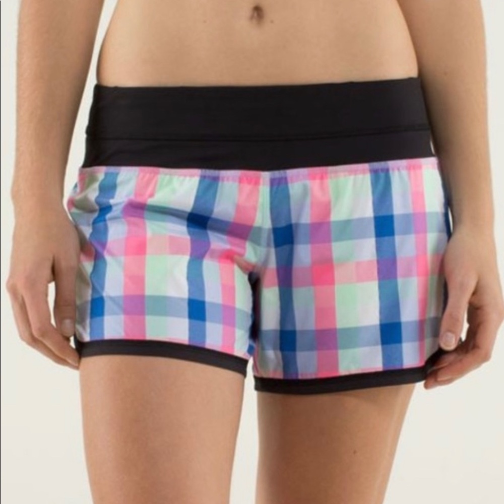 Lululemon Groovy Run Plaid Short